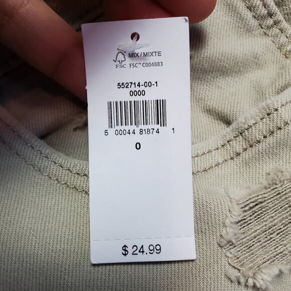 Old Navy Boyfriend Mid-Rise Denim Jean Distress Shorts Size 0 New With Tag - Picture 6 of 10